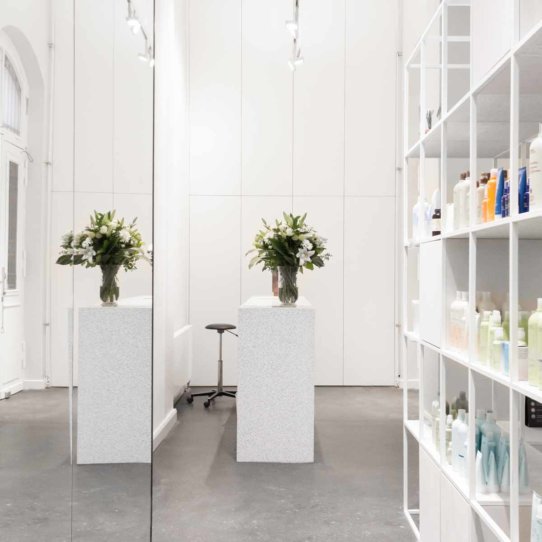 Shift Haircare Loft In Schoneberg Berlin Creme Guides